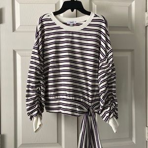 Kenzie Jeans Sweatshirt Size Small